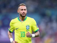 JJB竞技-内马尔在西班牙队比赛中势不可挡，挺进下一轮引发热议！的简单介绍