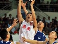 JJB竞技-关于塞北雄鲨队火力全开漠南山猫队，篮球公开赛上演耐力碾压对手！防守强度拉满的信息